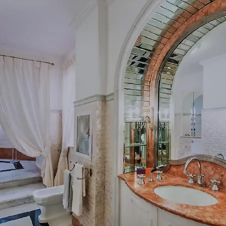 Casa Del Vecchio Holiday home Rome